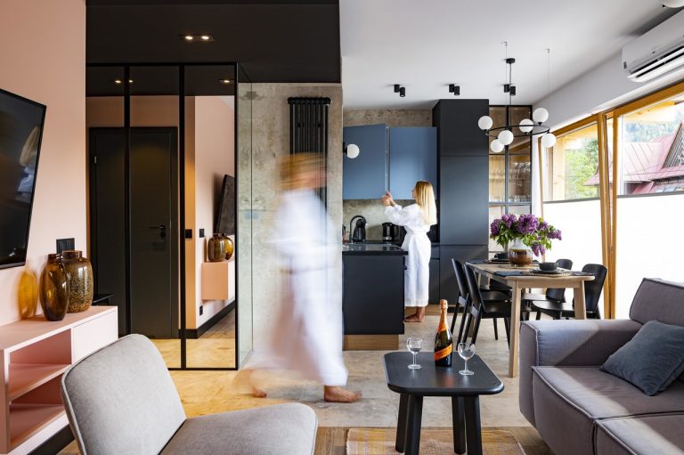 Kominek gazowy czy tradycyjny: porównanie i wybór do twojego wnętrza